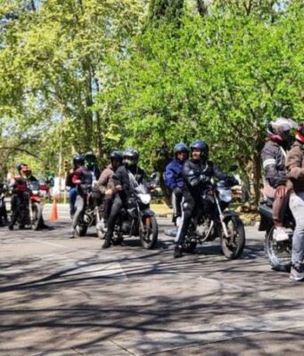 Uber refuerza su compromiso con la Seguridad Vial junto al Automóvil Club Argentino