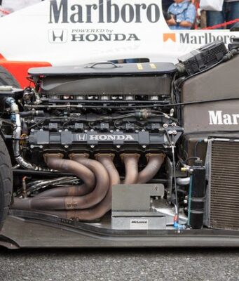 Honda V