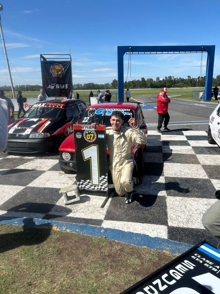 Imagen de WhatsApp a las .. de