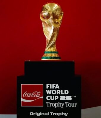 LA COPA DEL MUNDO DE FÚTBOL EN CASA