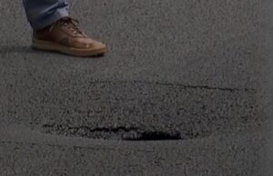 El Gran Premio de Brasil por el Mundial de motos, cayó en un pozo