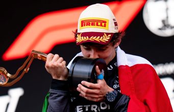LOS MEMES DE KIMI