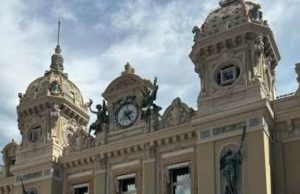 Mónaco. ¿Y a mí por que me miran?