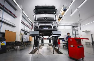 Mercedes-Benz Camiones y Buses resalta la importancia de adoptar una estrategia para el mantenimiento