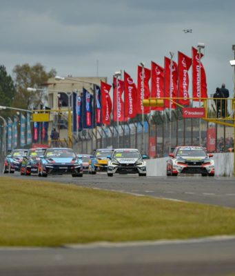 TCR SOUTH AMERICA. LOS PERNIA GANARON Y PERDIERON CON EL BRASILEÑO REIS
