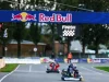 Silverstone. Verstappen precisó «demasiado» para pasar a 100 kartistas: 35 minutos!