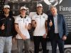 HERRERO, EL DIRECTOR DE LA ORQUESTA ALEMANA QUE AFINA PARA TOCAR EL HIMNO AL CAMPEONATO DE TC