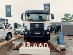 Volkswagen Camiones y Buses exhibe en AOG con su Constellation 33.460 6×4